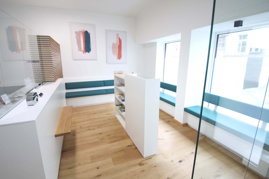 Ordination Strohmeier, Theke in Arztpraxis in Graz